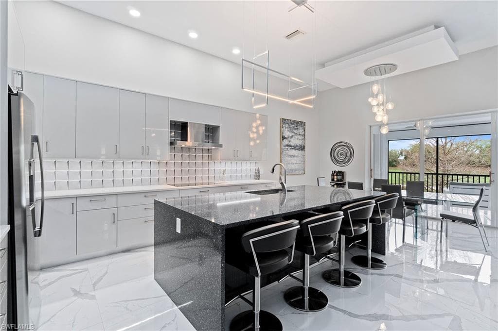 9281 Triana TER 4 FORT MYERS, FL 33912