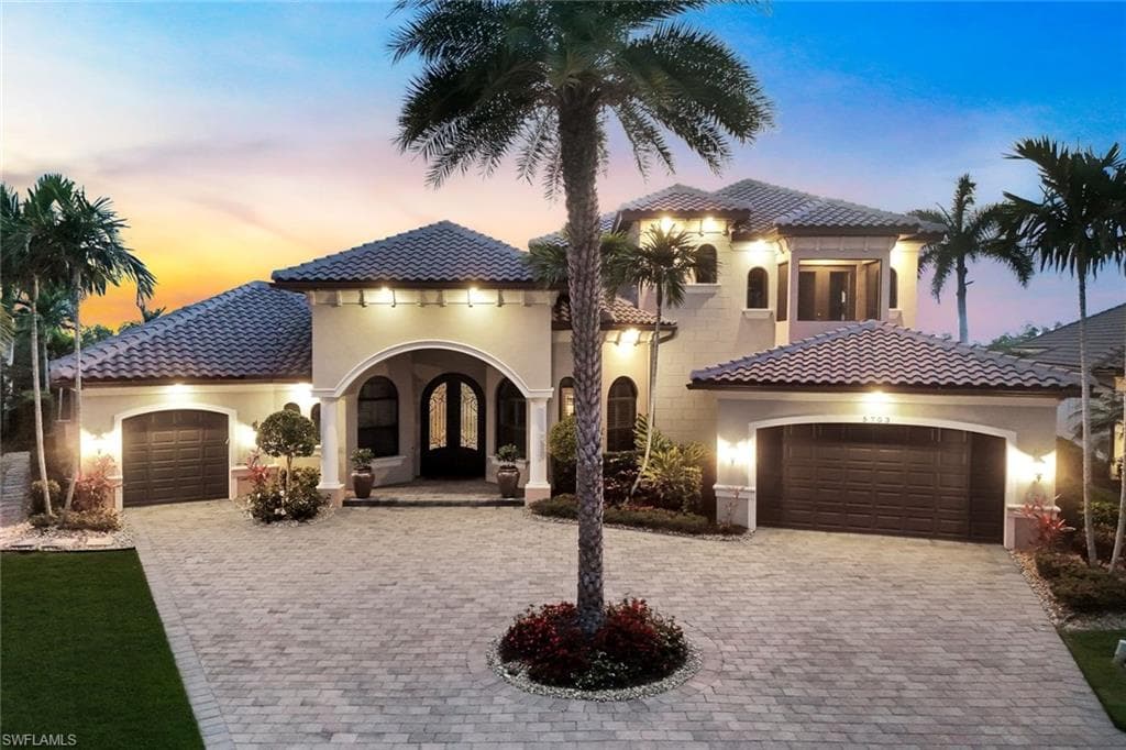 5703 Yardarm CT CAPE CORAL, FL 33914