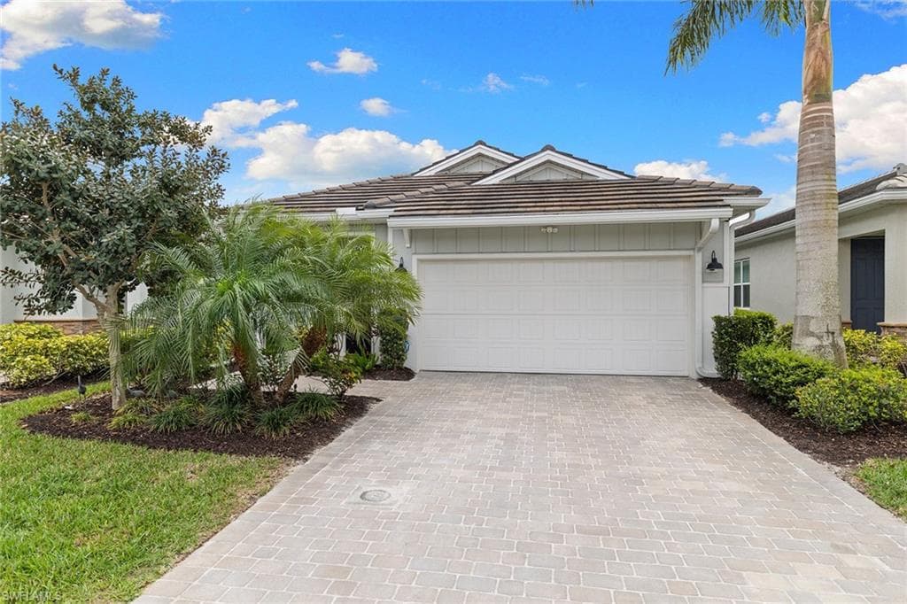 28399 Captiva Shell LOOP BONITA SPRINGS, FL 34135