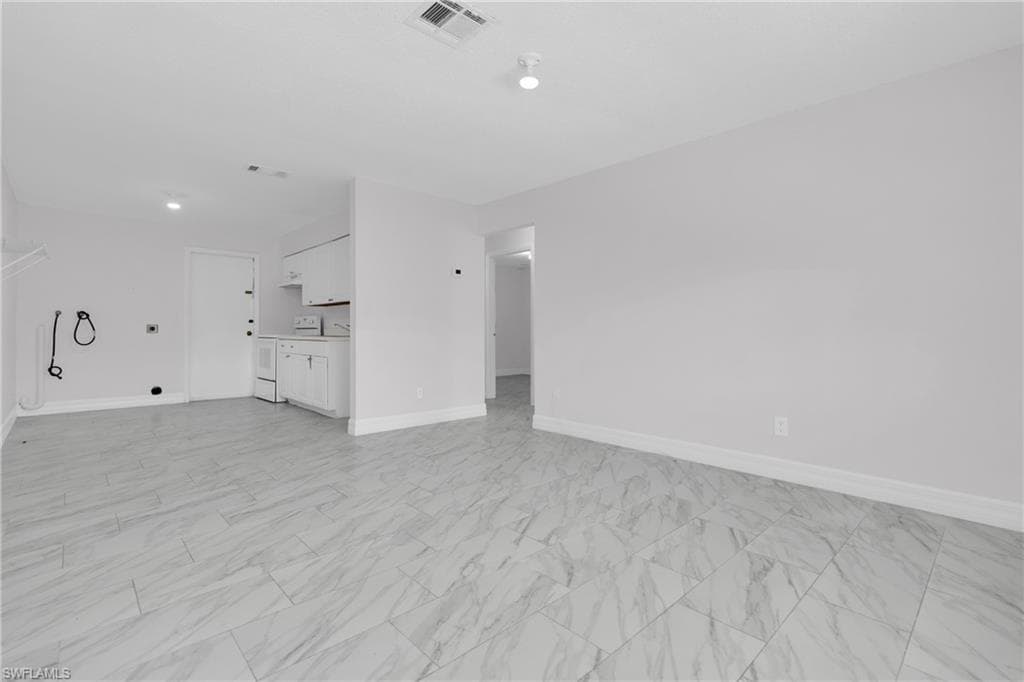 5455/5457 TENTH AVE FORT MYERS, FL 33907