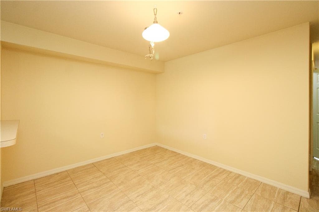 9051 Gervais CIR 1503 NAPLES, FL 34120