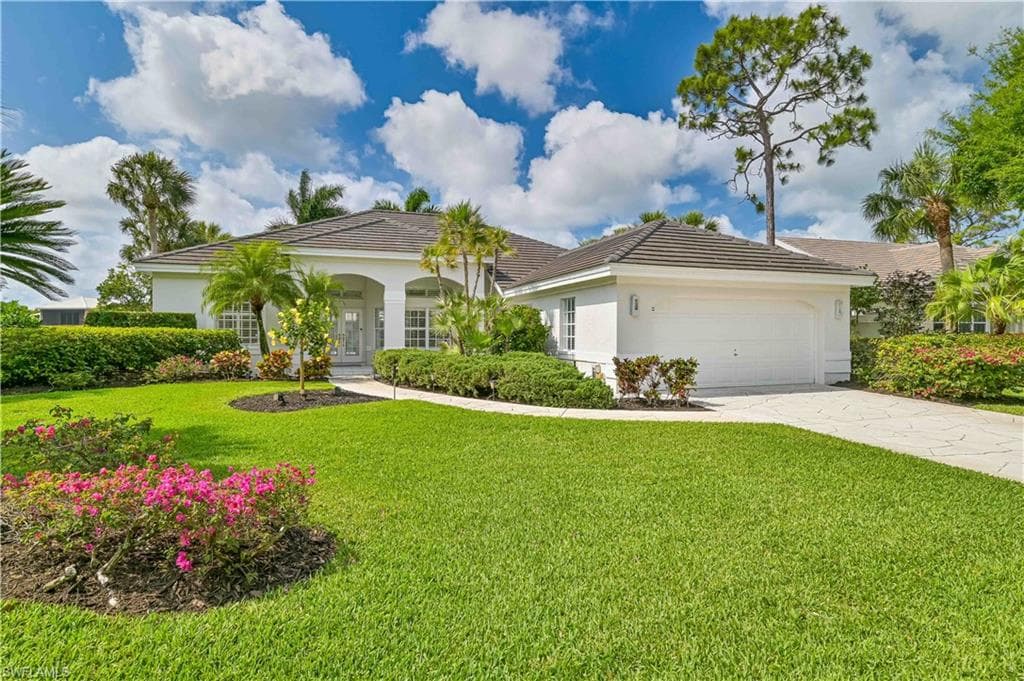 3681 Lakemont DR BONITA SPRINGS, FL 34134