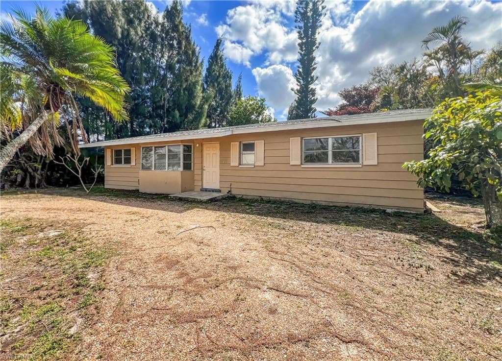 7300 Barragan RD FORT MYERS, FL 33967