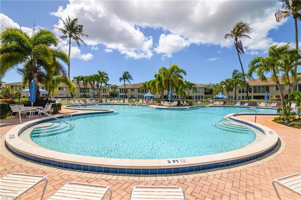 190 Palm DR 3085 NAPLES, FL 34112
