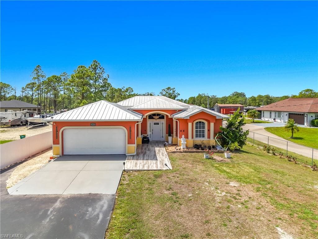 1845 Desoto BLVD N NAPLES, FL 34120
