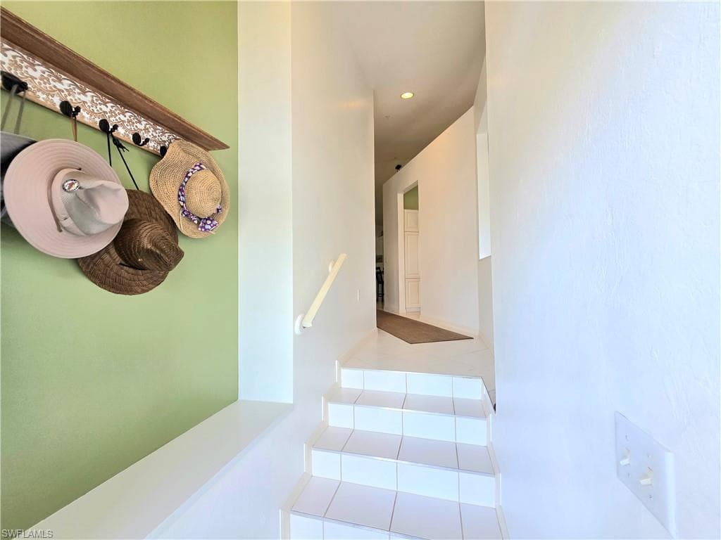 12070 Summergate CIR 201 FORT MYERS, FL 33913