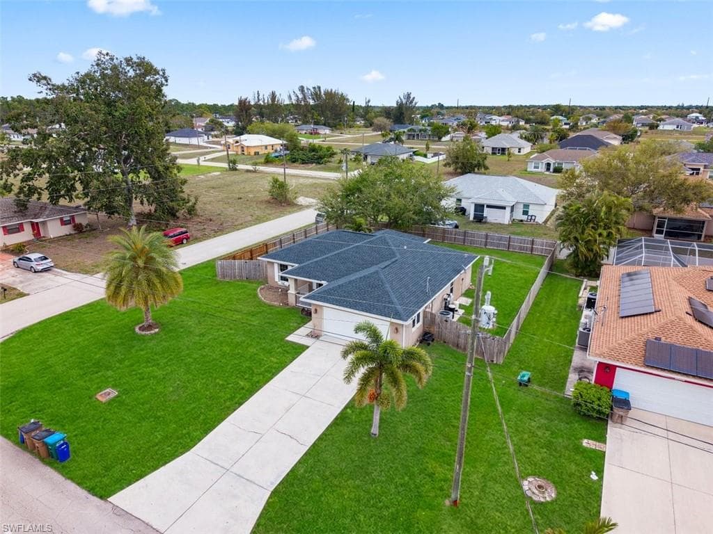 3011 4th AVE CAPE CORAL, FL 33909