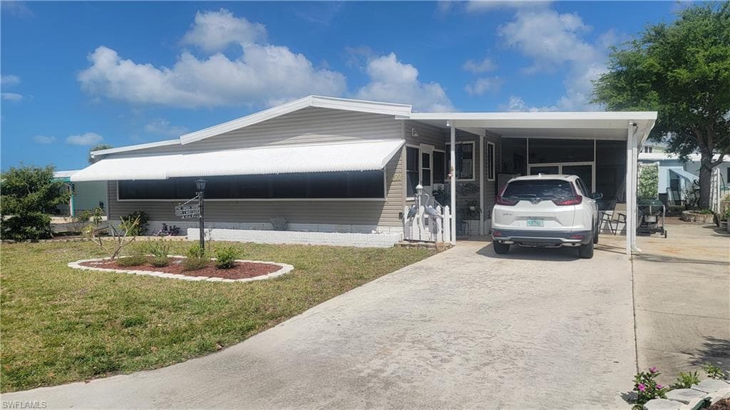 4712 Tahiti DR BONITA SPRINGS, FL 34134