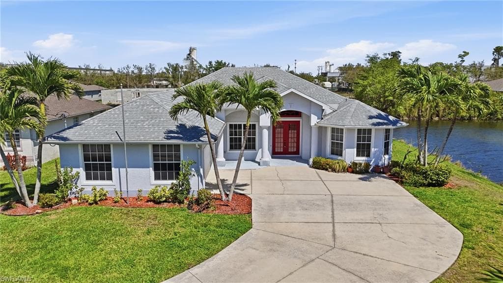 2103 NE 5th TER CAPE CORAL, FL 33909