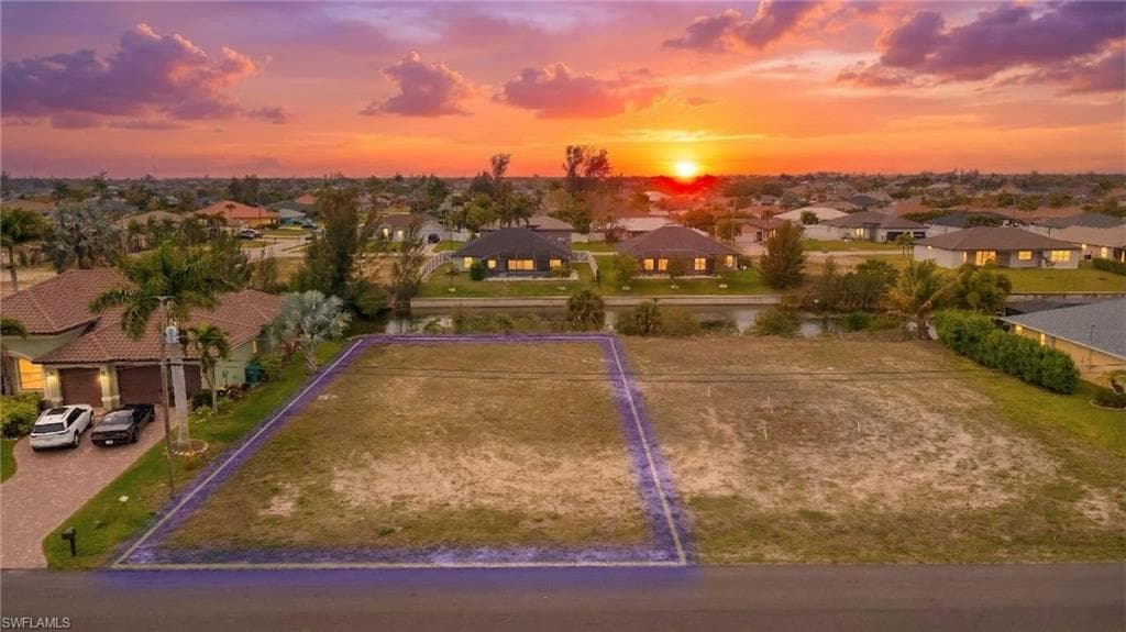 2718 SW 10th AVE CAPE CORAL, FL 33914