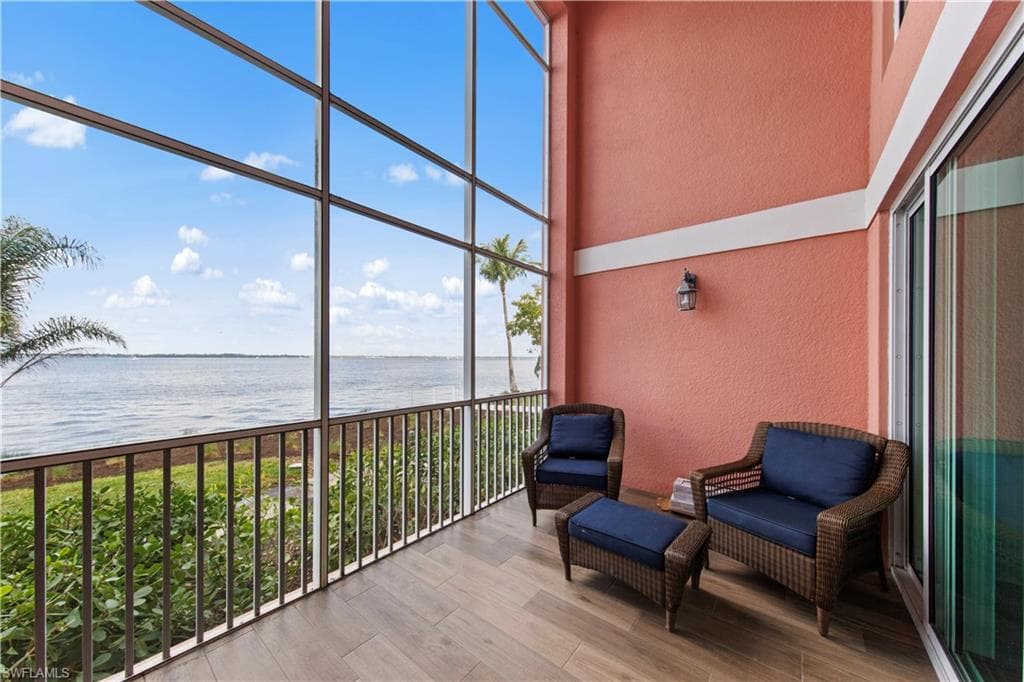 2745 1st ST 113 FORT MYERS, FL 33916