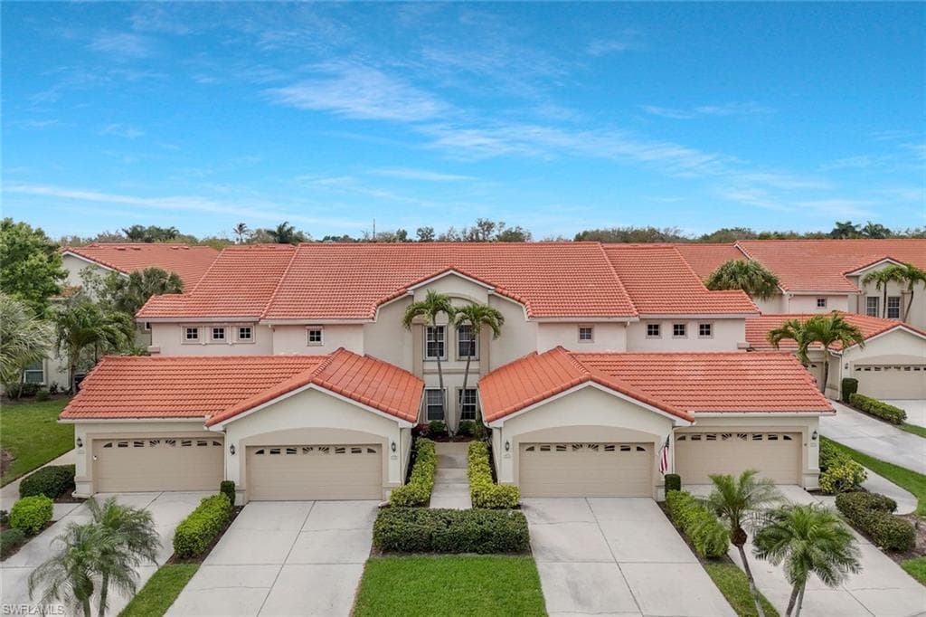 15180 ROYAL WINDSOR LN 1102 FORT MYERS, FL 33919