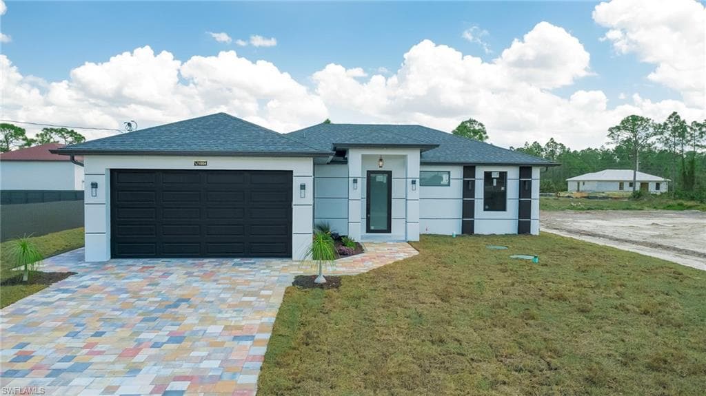 1004 Pine AVE LEHIGH ACRES, FL 33972