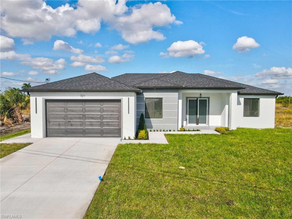 321 Peerless ST LEHIGH ACRES, FL 33974