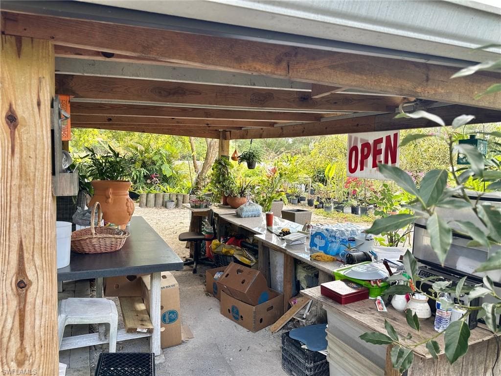9320 Buckingham RD FORT MYERS, FL 33905