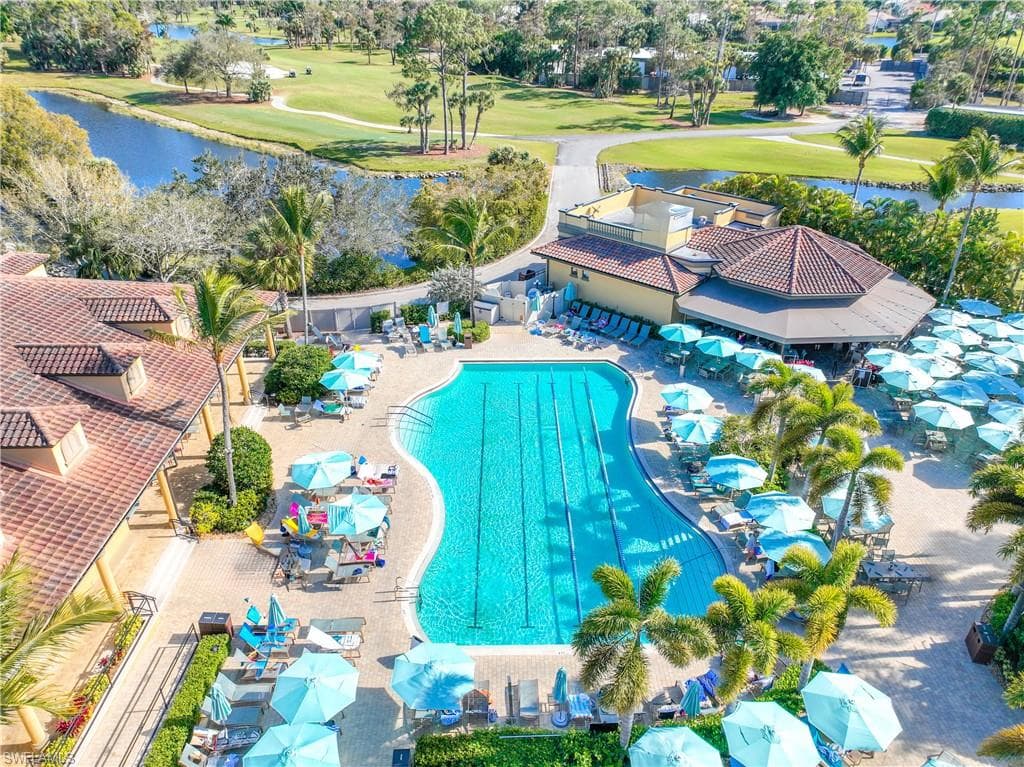 6105 Dogleg DR NAPLES, FL 34113