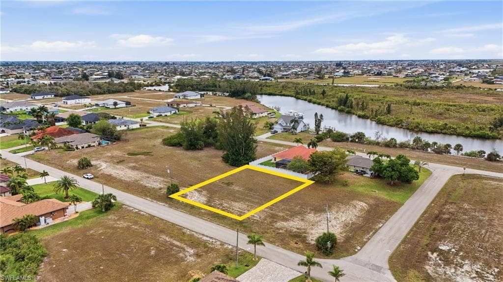 4222 NW 20th TER CAPE CORAL, FL 33993