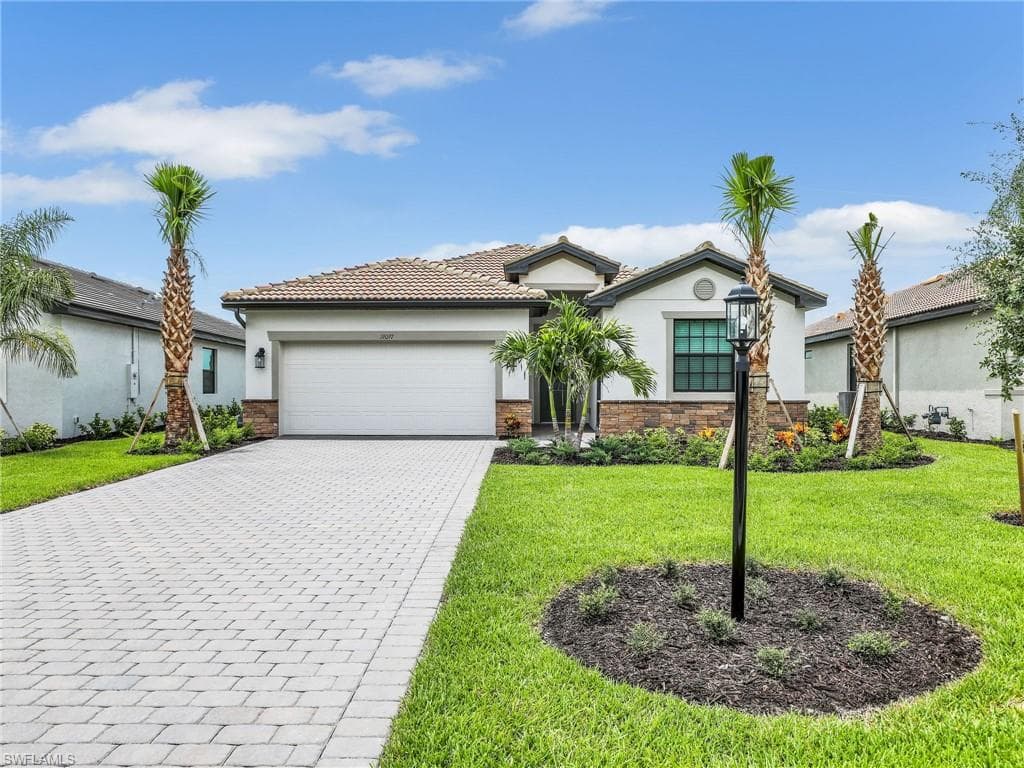 19097 Hinkley DR ESTERO, FL 33928