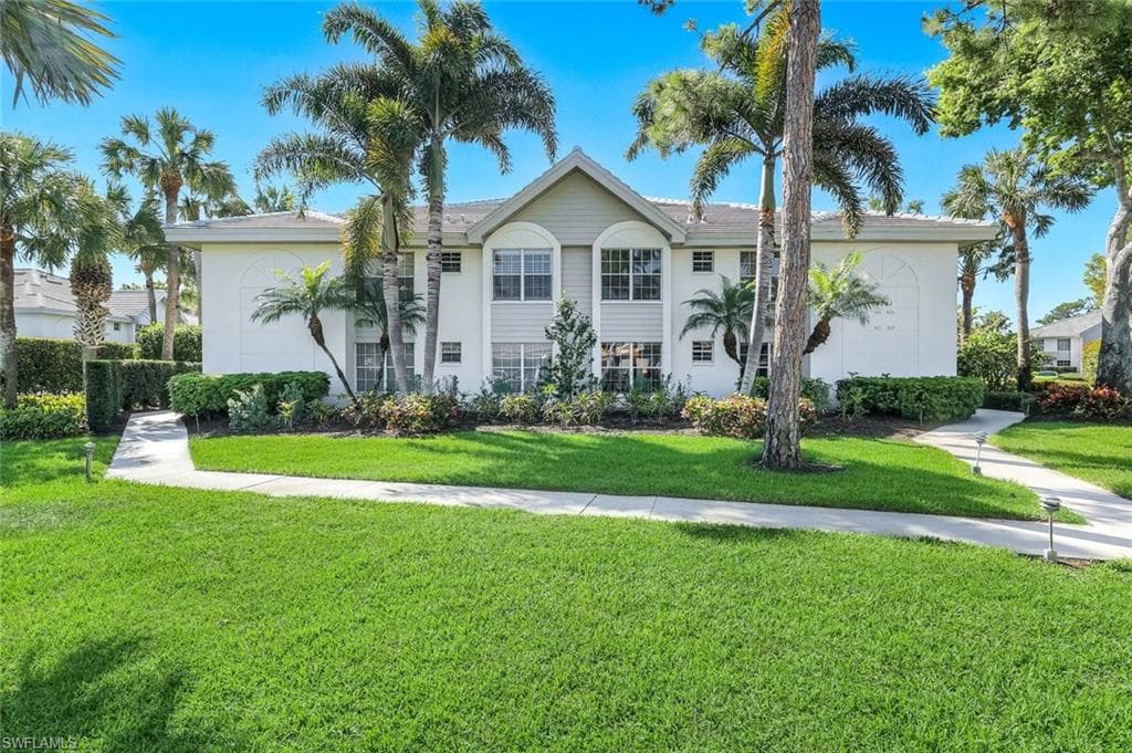 4111 Lake Forest DR 513 BONITA SPRINGS, FL 34134