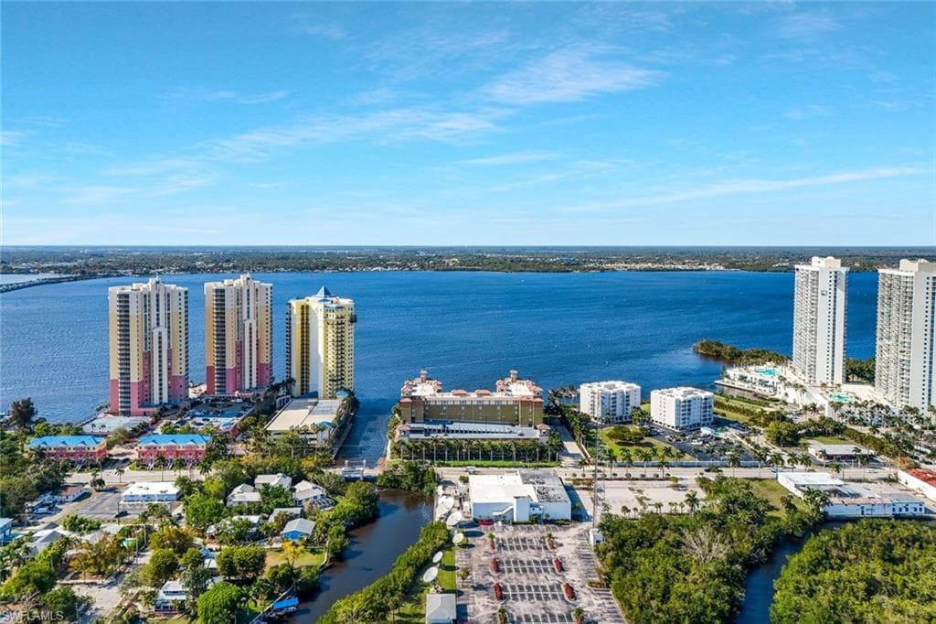 2825 Palm Beach BLVD 316 FORT MYERS, FL 33916