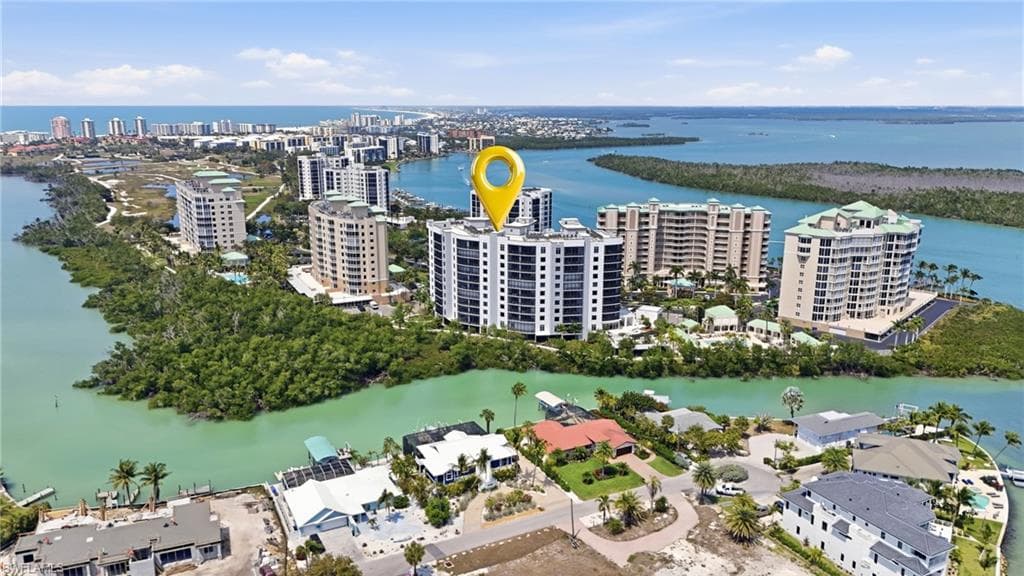 4142 Bay Beach LN 405 FORT MYERS BEACH, FL 33931