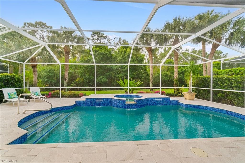 9335 Oak Strand DR