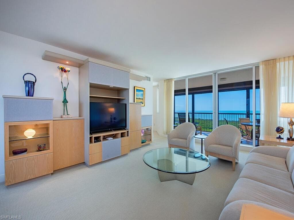 7225 Pelican Bay BLVD 1703 NAPLES, FL 34108