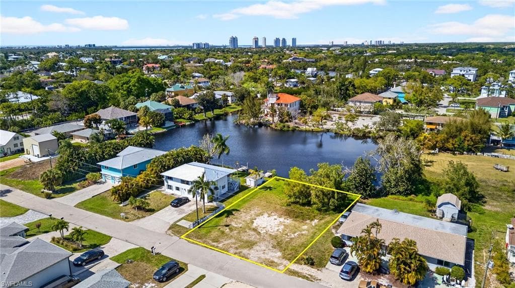 3916 Bennett LN BONITA SPRINGS, FL 34134
