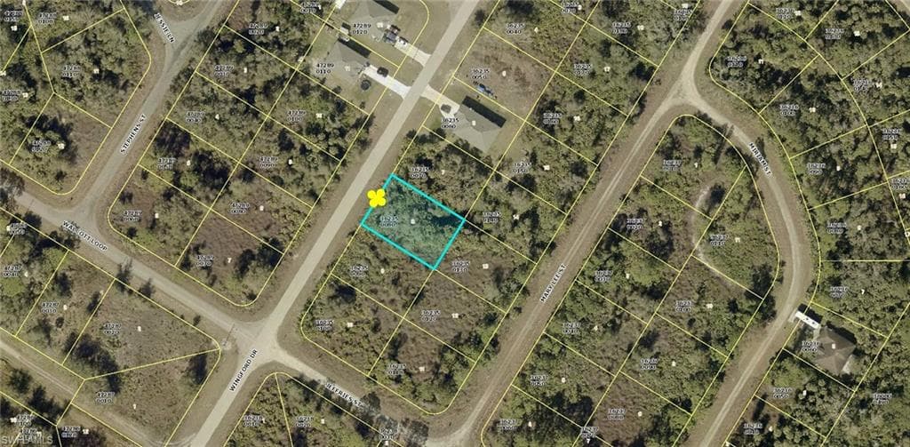 1920 Wingford DR LEHIGH ACRES, FL 33972