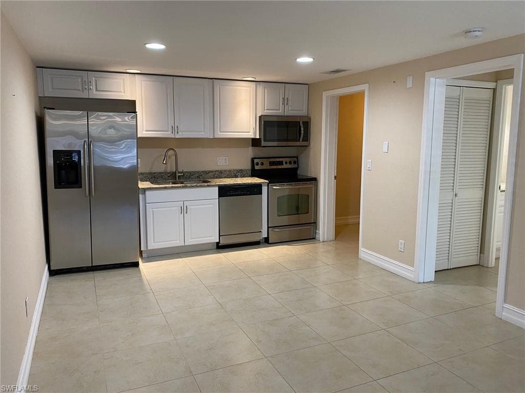 5389 Treetops DR NAPLES, FL 34113