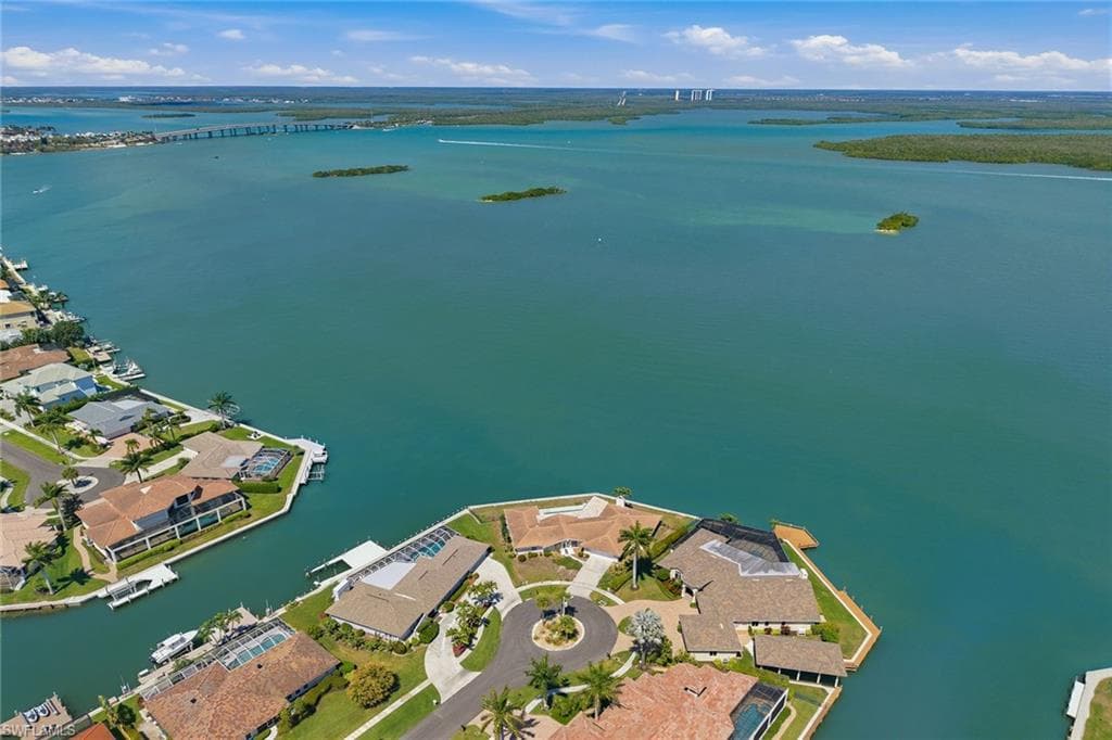 1792 Piedmont CT MARCO ISLAND, FL 34145