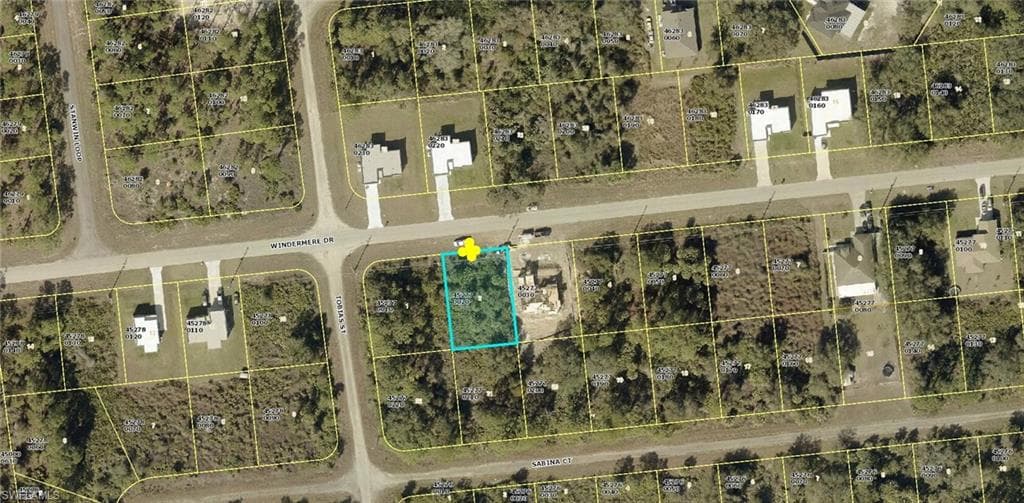 671 Windermere DR LEHIGH ACRES, FL 33972