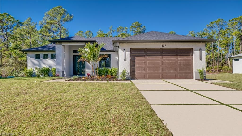 1307 Wagner AVE LEHIGH ACRES, FL 33972