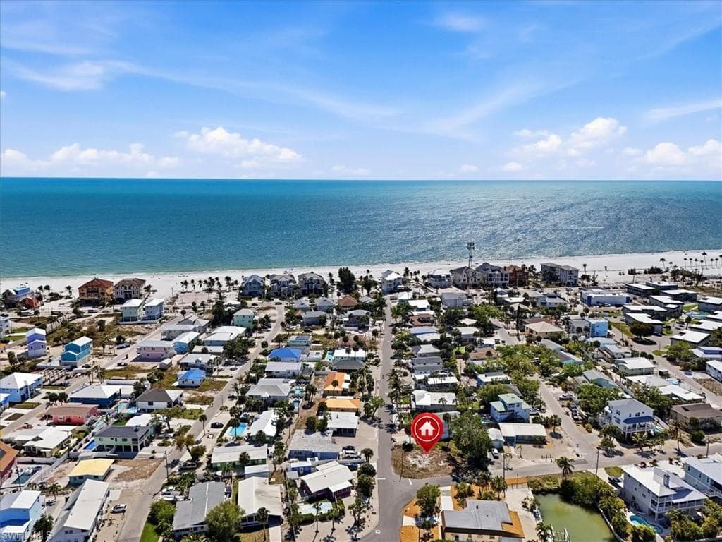 245 Madison CT FORT MYERS BEACH, FL 33931