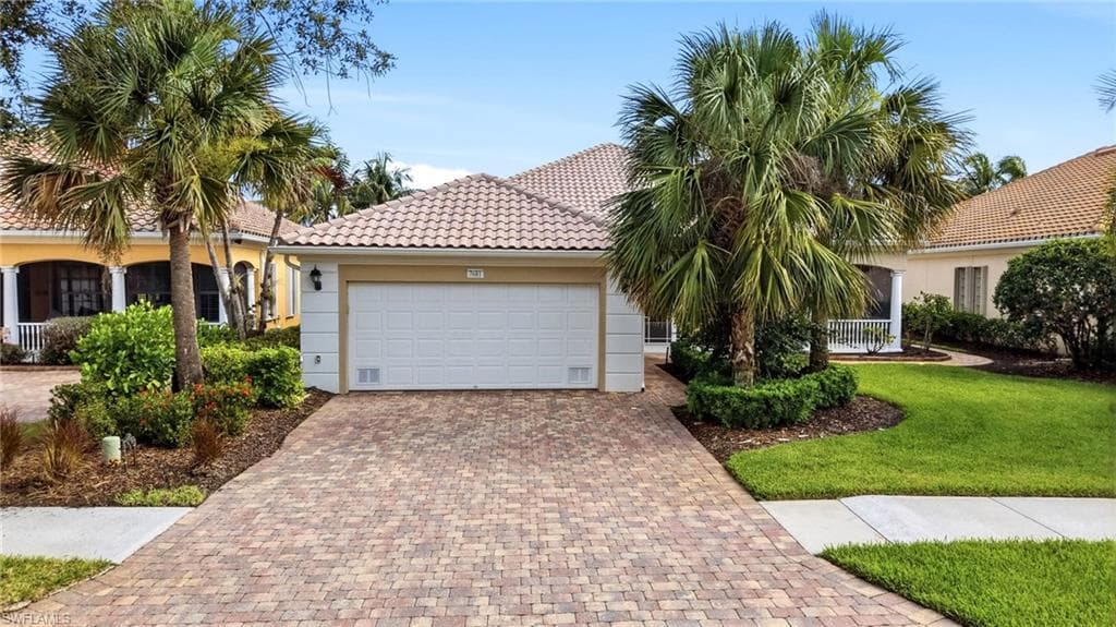 7681 Sicilia CT NAPLES, FL 34114