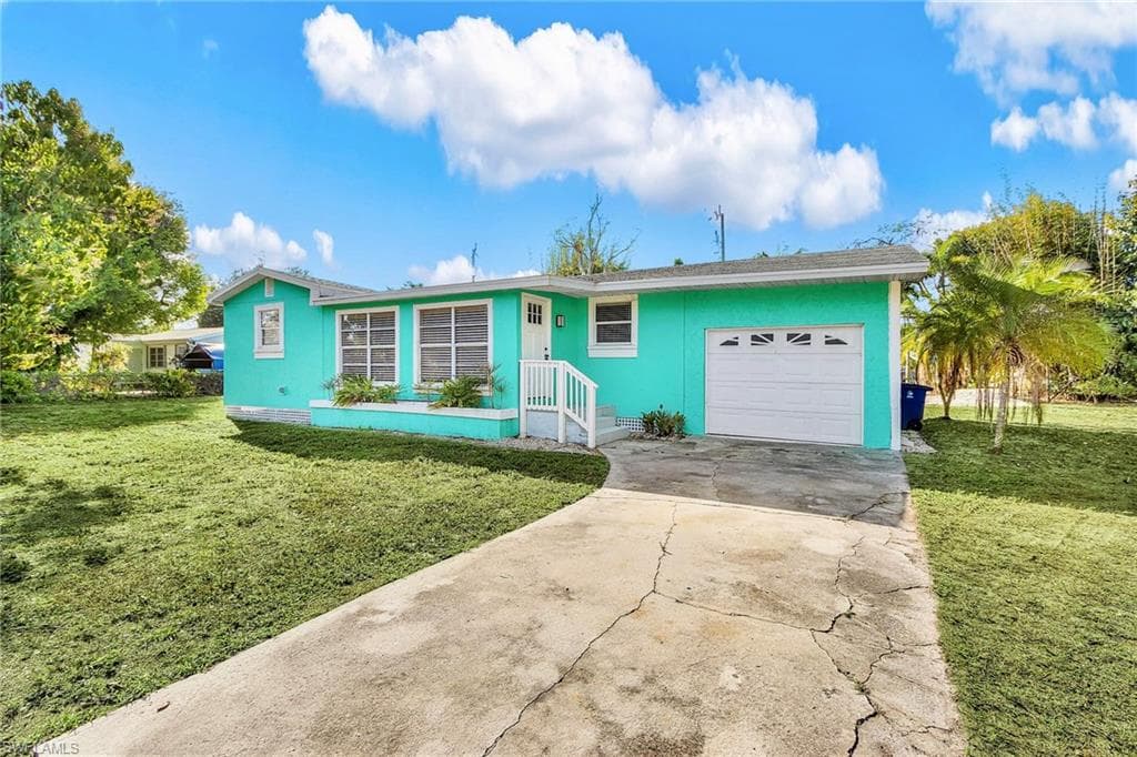 5935 Sea Bass RD BOKEELIA, FL 33922
