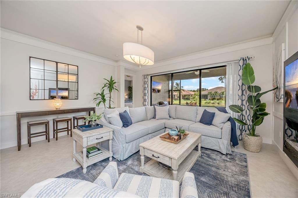 13441 Coronado DR NAPLES, FL 34109
