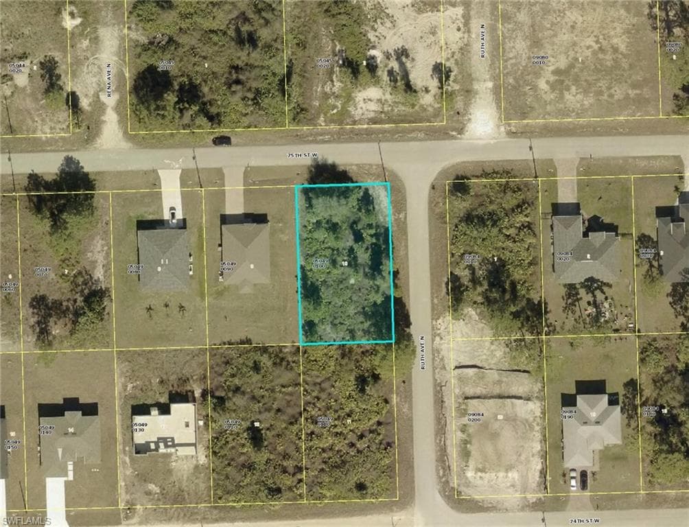 3301 75th ST W LEHIGH ACRES, FL 33971