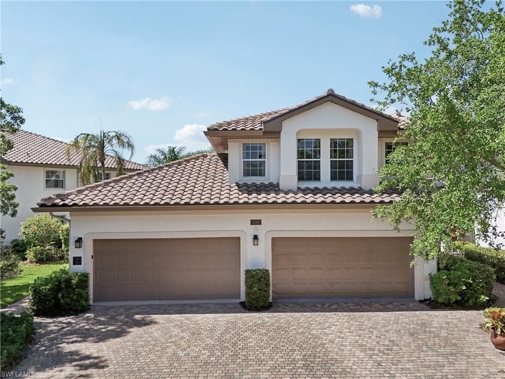 8188 Saratoga DR 703 NAPLES, FL 34113