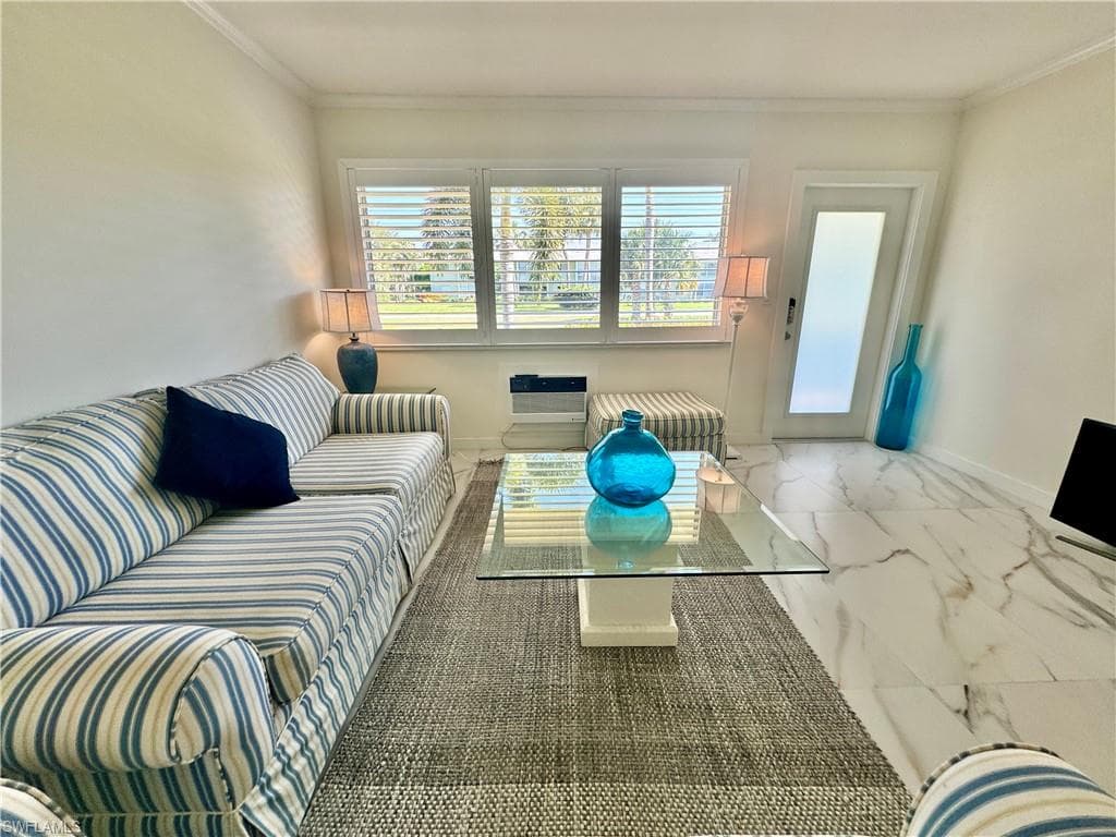 473 12th AVE S B7 NAPLES, FL 34102