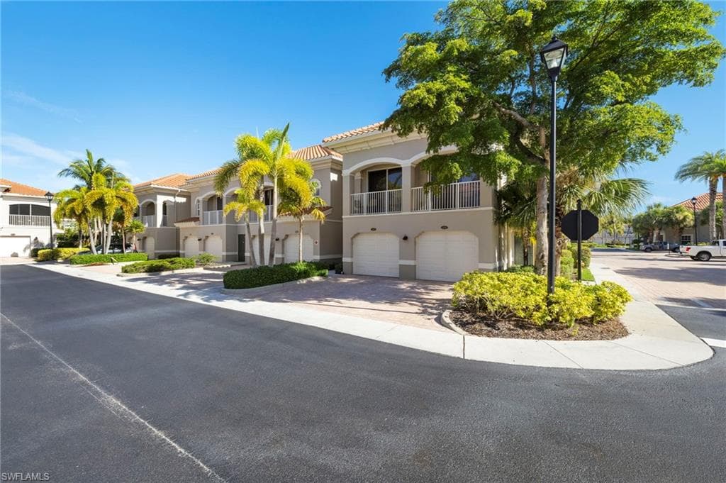 8560 Violeta ST 106 ESTERO, FL 34135
