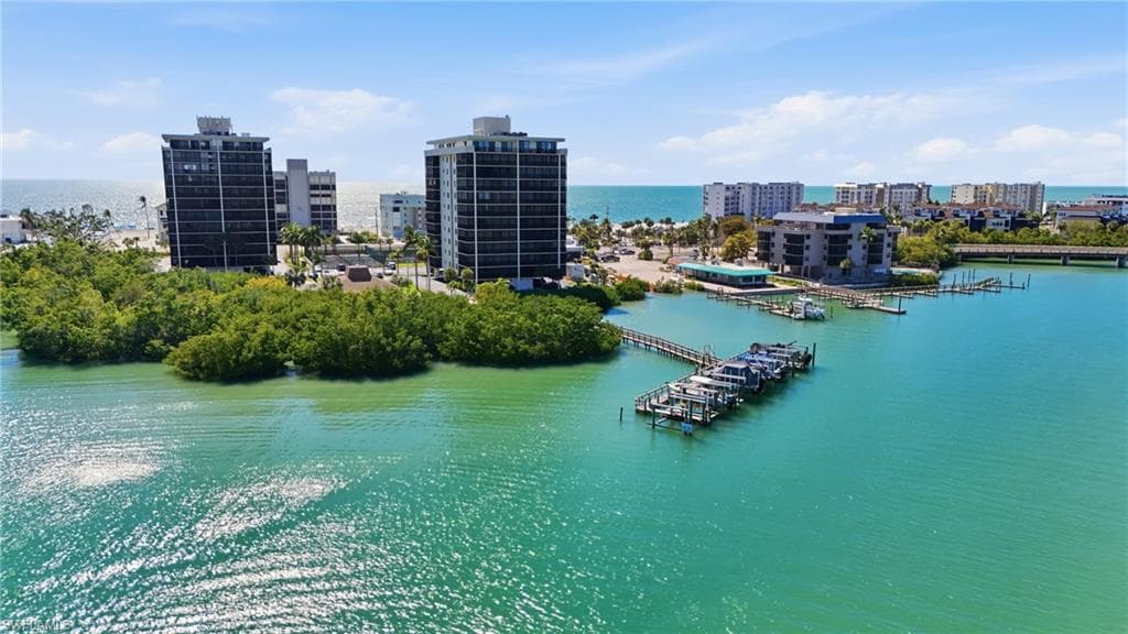 26131 Hickory BLVD 4D BONITA SPRINGS, FL 34134