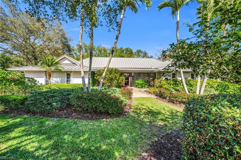13024 Valewood DR NAPLES, FL 34119