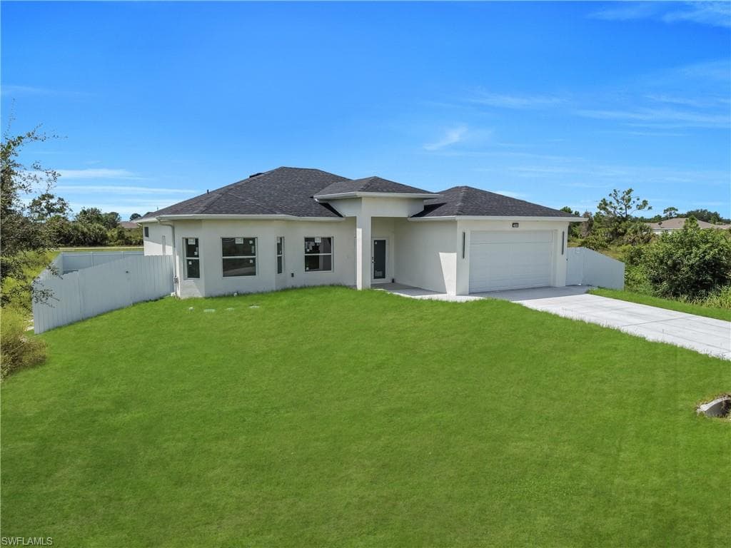 2909 63rd ST W LEHIGH ACRES, FL 33971