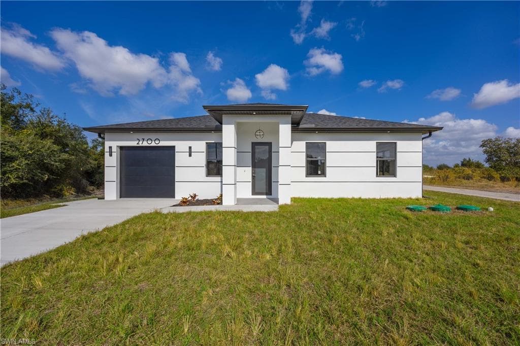 2700 49th ST SW LEHIGH ACRES, FL 33976