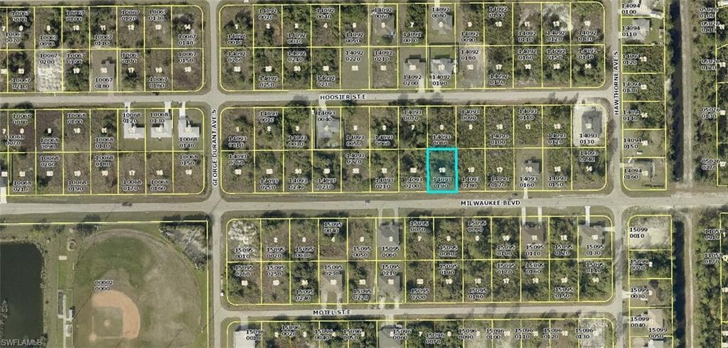 865 Milwaukee BLVD LEHIGH ACRES, FL 33974