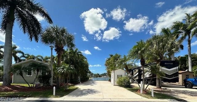 1343 Amethyst Lake LN NAPLES, FL 34114