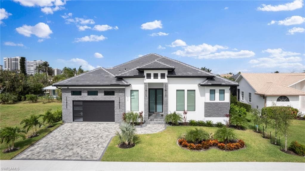 930 Sycamore CT MARCO ISLAND, FL 34145