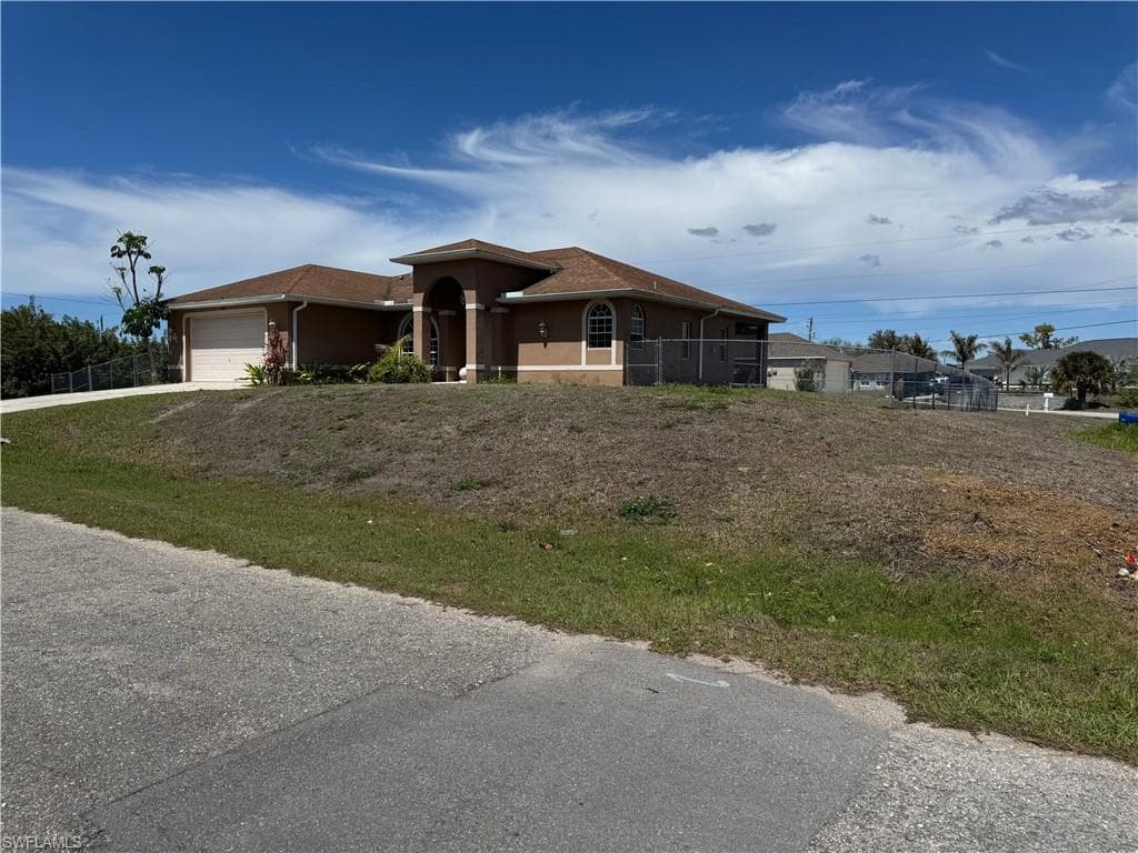 3800 20th ST W LEHIGH ACRES, FL 33971