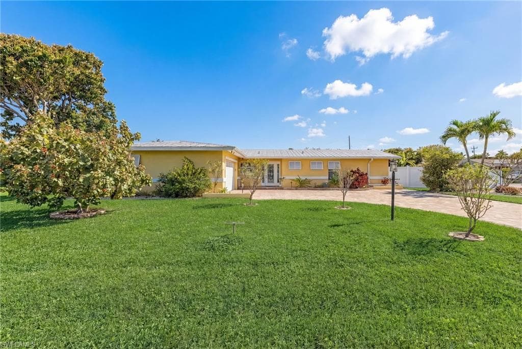 4814 SW 1st CT CAPE CORAL, FL 33914